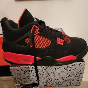 Jordan 4 "Red Thunder" Size 13